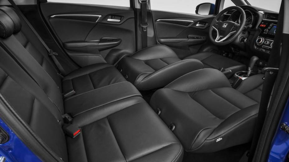 O vers&aacute;til sistema ULT (Utility Long Tall) ganhou a nova configura&ccedil;&atilde;o Refresh, que transforma o interior em uma cama de casal | <a href="https://preprod.quatrorodas.abril.com.br/carros/lancamentos/novo-honda-fit-781163.shtml" rel="migration">Leia mais</a>