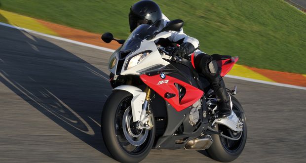 BMW faz recall da S 1000 RR no Brasil BMW faz recall da S 1000 RR no Brasil