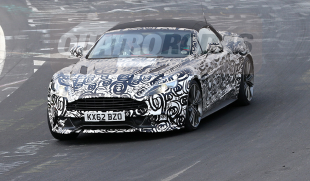 Aston Martin Vanquish Volante é flagrado