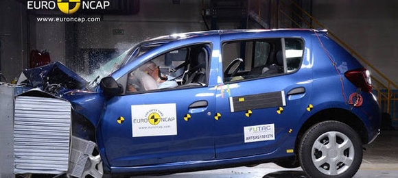 Novo Sandero e Trax são testados pelo EuroNCAP