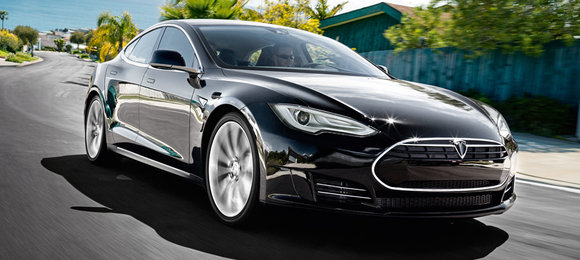 Troca da bateria do Tesla Model S será feita em apenas 90 segundos