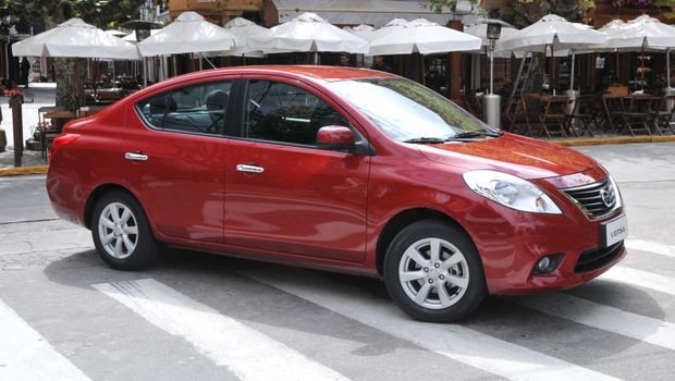 Nissan confirma produção de March e Versa no RJ
