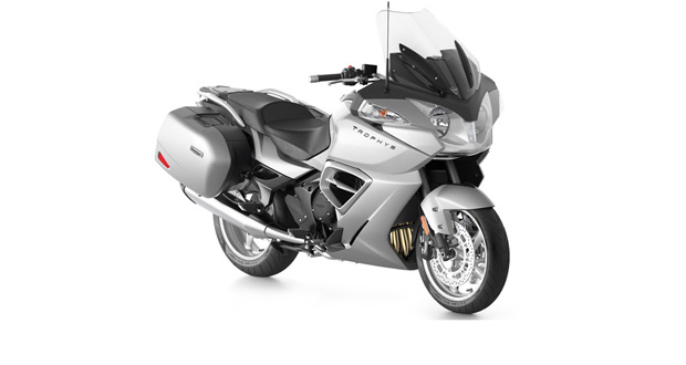 Por R$ 79.900, Triumph lança no Brasil a Trophy SE Por R$ 79.900, Triumph lança no Brasil a Trophy SE