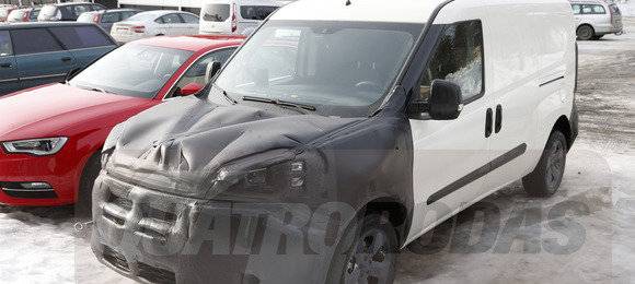 Fiat testa novo Doblò
