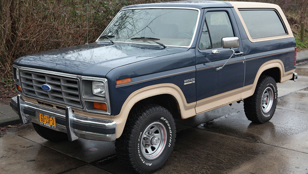 ford-bronco-1986.jpeg ford-bronco-1986.jpeg