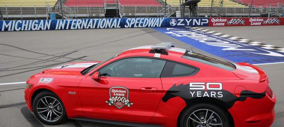 Ford revela Mustang GT 2015 pace car