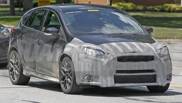 Mula do Ford Focus RS é flagrada