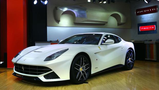 Ferrari lança duas edições especiais da F12berlinetta