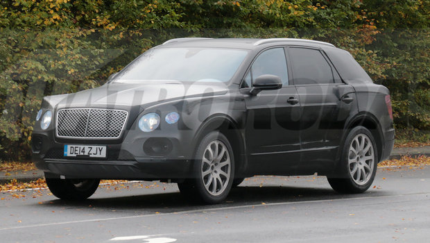 Bentley antecipa utilitário Bentayga em Detroit