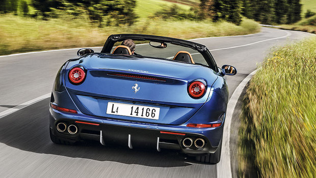 658_ferrari_02.jpeg 658_ferrari_02.jpeg