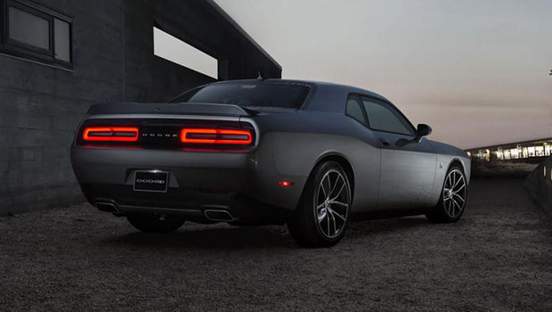 dodge-challenger-shaker-2.jpeg dodge-challenger-shaker-2.jpeg
