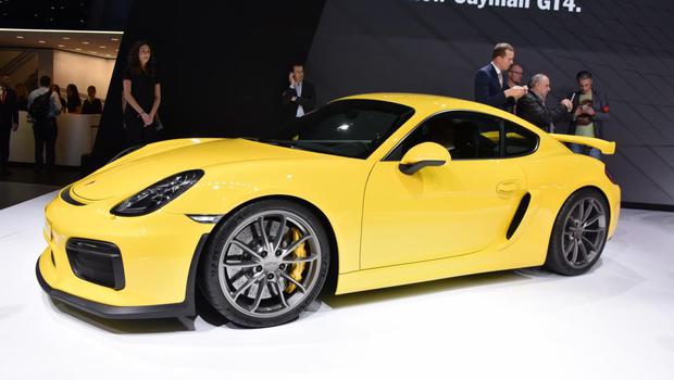 Porsche lança Cayman GT4 no Salão de Genebra