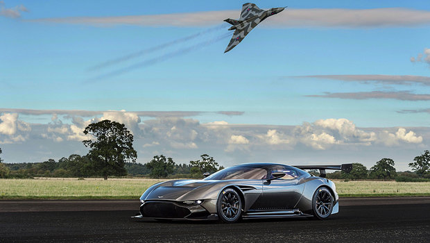 Erupção: Aston Martin Vulcan encontra jato que deu origem ao seu nome