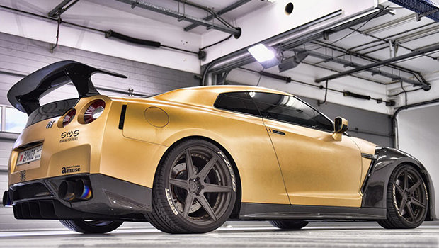 nissan-gt-r-carbon-e-gold-3.jpeg nissan-gt-r-carbon-e-gold-3.jpeg