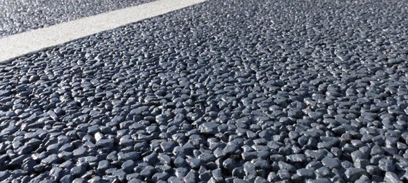 Concreto capaz de absorver mais de 3 mil litros de água é criado no Reino Unido