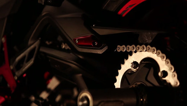 mv-agusta-dragster-rr-lewis-hamilton-2.jpeg mv-agusta-dragster-rr-lewis-hamilton-2.jpeg