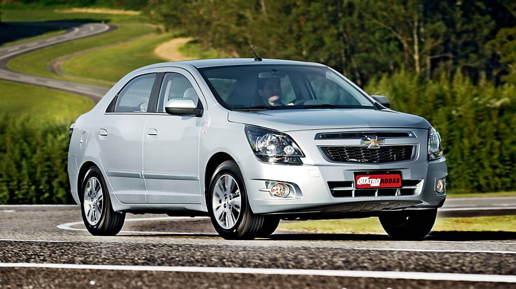 566af9d982bee174ca02acfccobalt-ltz-1-8-automatico-modelo-2012-da-chevrolet-durante-teste-comparativo-da.jpeg Chevrolet Cobalt LTZ 2012 01