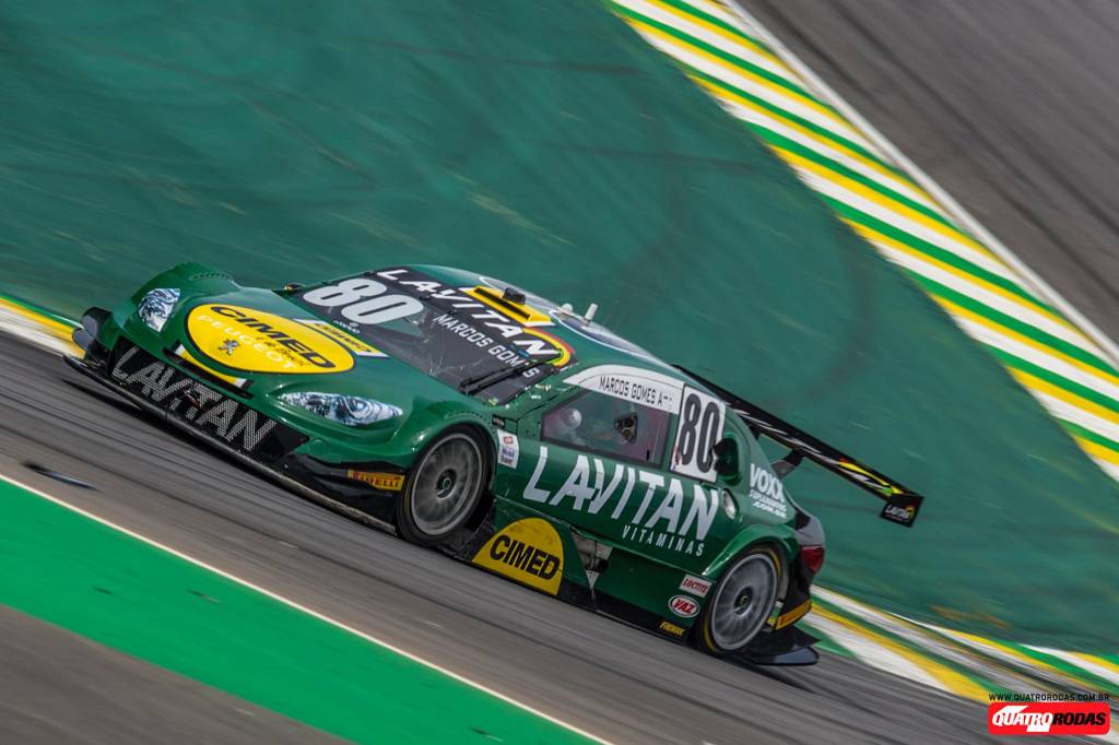 Stock Car: Marcos Gomes leva susto, mas se sagra campeão em Interlagos