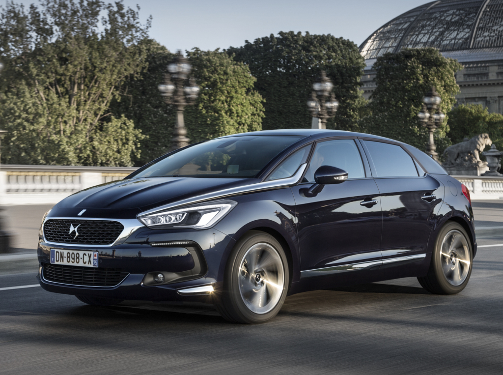 DS 5 chega renovado ao Brasil e parte de R$ 137 990