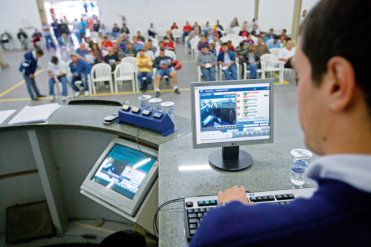 Leil&otilde;es de autom&oacute;veis