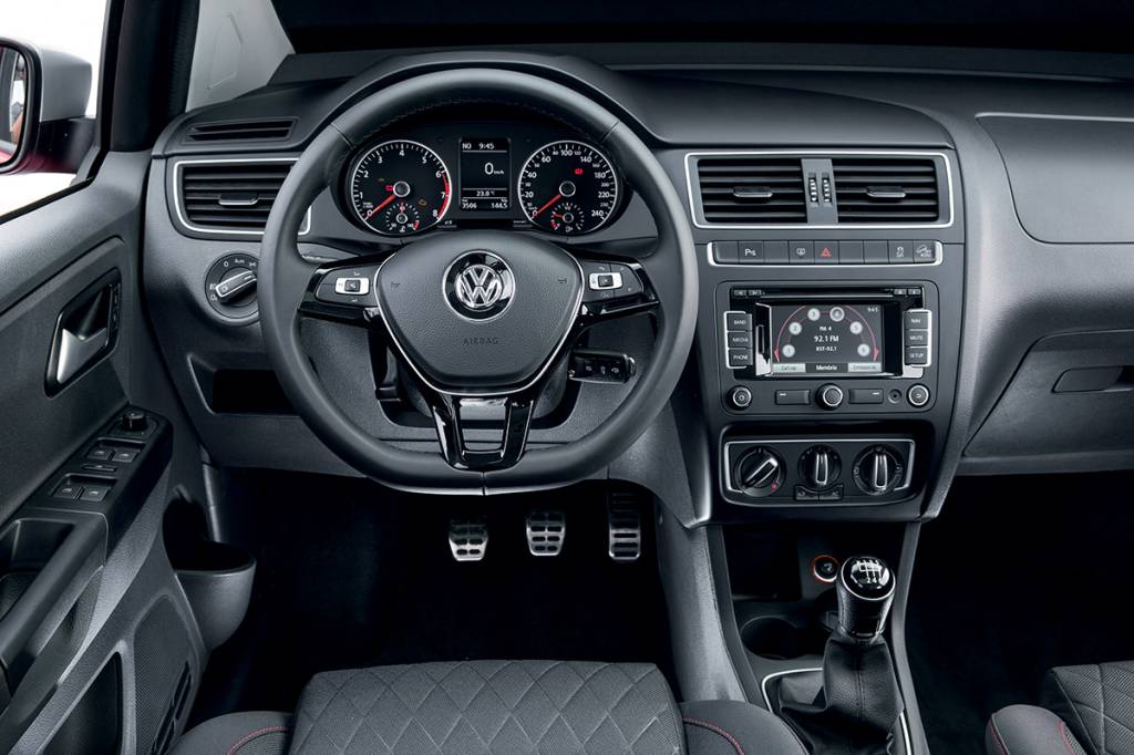 VW Space Cross VW Space Cross