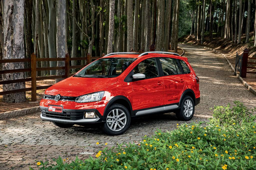 VW Space Cross VW Space Cross