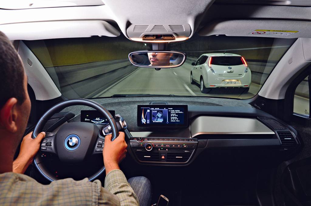 BMW i3 e Nissan Leaf BMW i3 e Nissan Leaf