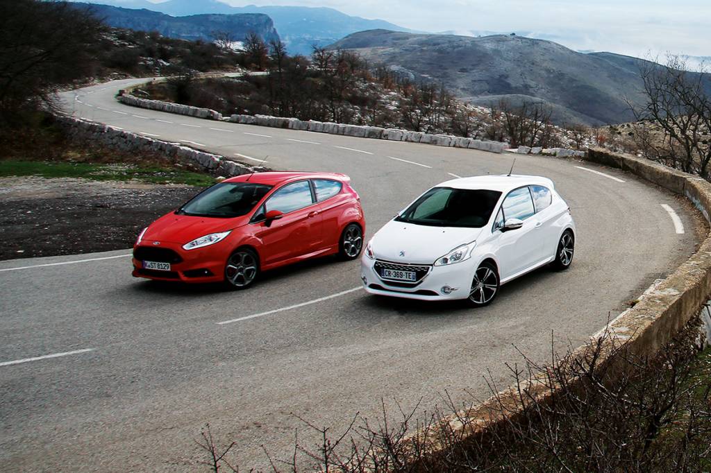 Ford Fiesta ST x Peugeot 208 GTi Ford Fiesta ST x Peugeot 208 GTi