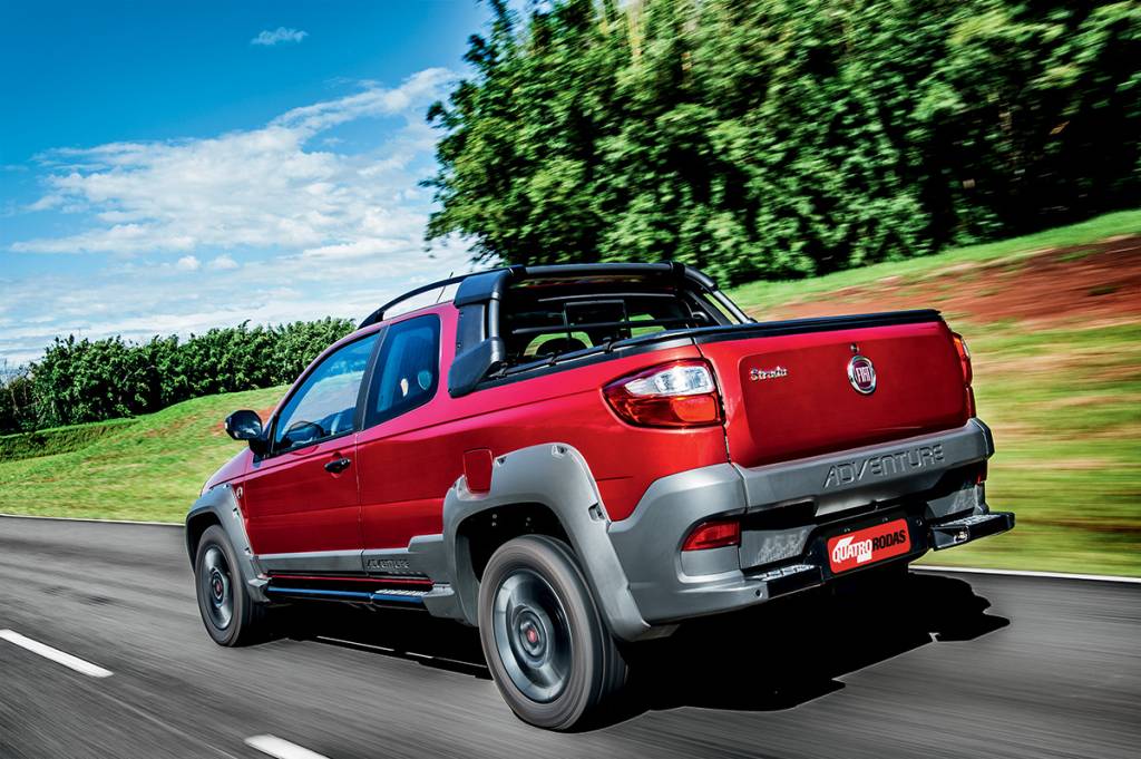 Fiat Strada Adventure x VW Saveiro Cross VW Saveiro Cross x Fiat Strada Adventure: a briga pela coroa
