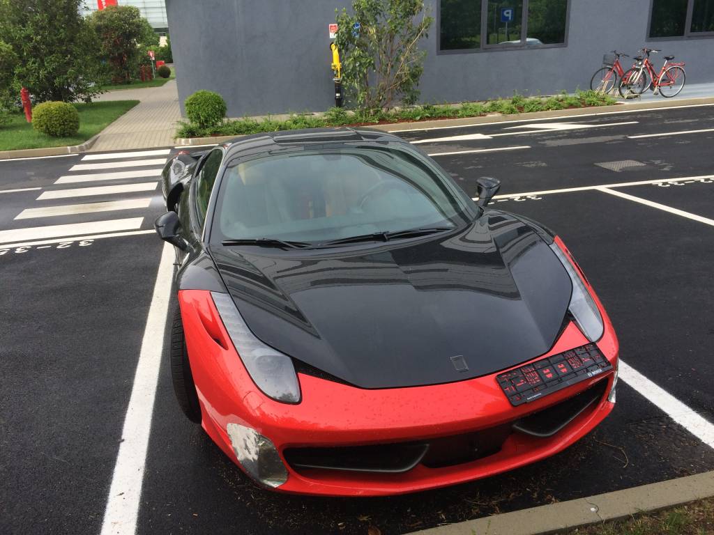 A mula da nova Dino foi feita com a carroceria da Ferrari 458 A mula da nova Dino foi feita com a carroceria da Ferrari 458