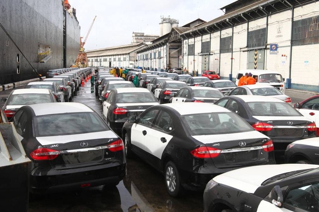 JAC é excluída do Inovar-Auto e perde benefícios fiscais