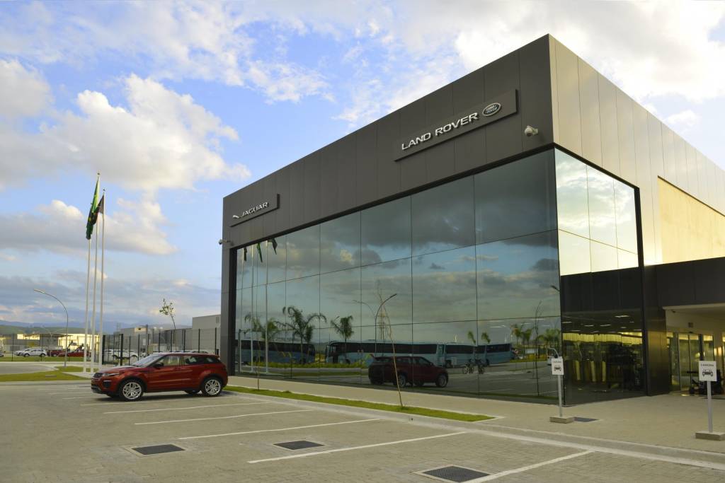 Jaguar Land Rover pode investir mais R$ 19 milhões em fábrica brasileira