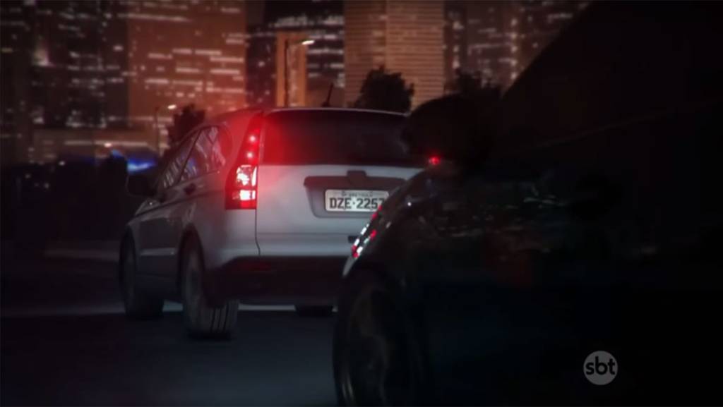 Vídeo: cena de perseguição do SBT exagera nos efeitos e vira piada na internet