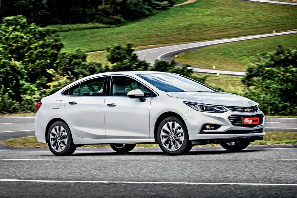 Chevrolet Cruze LTZ Chevrolet Cruze: mais rápido, econômico e confortável