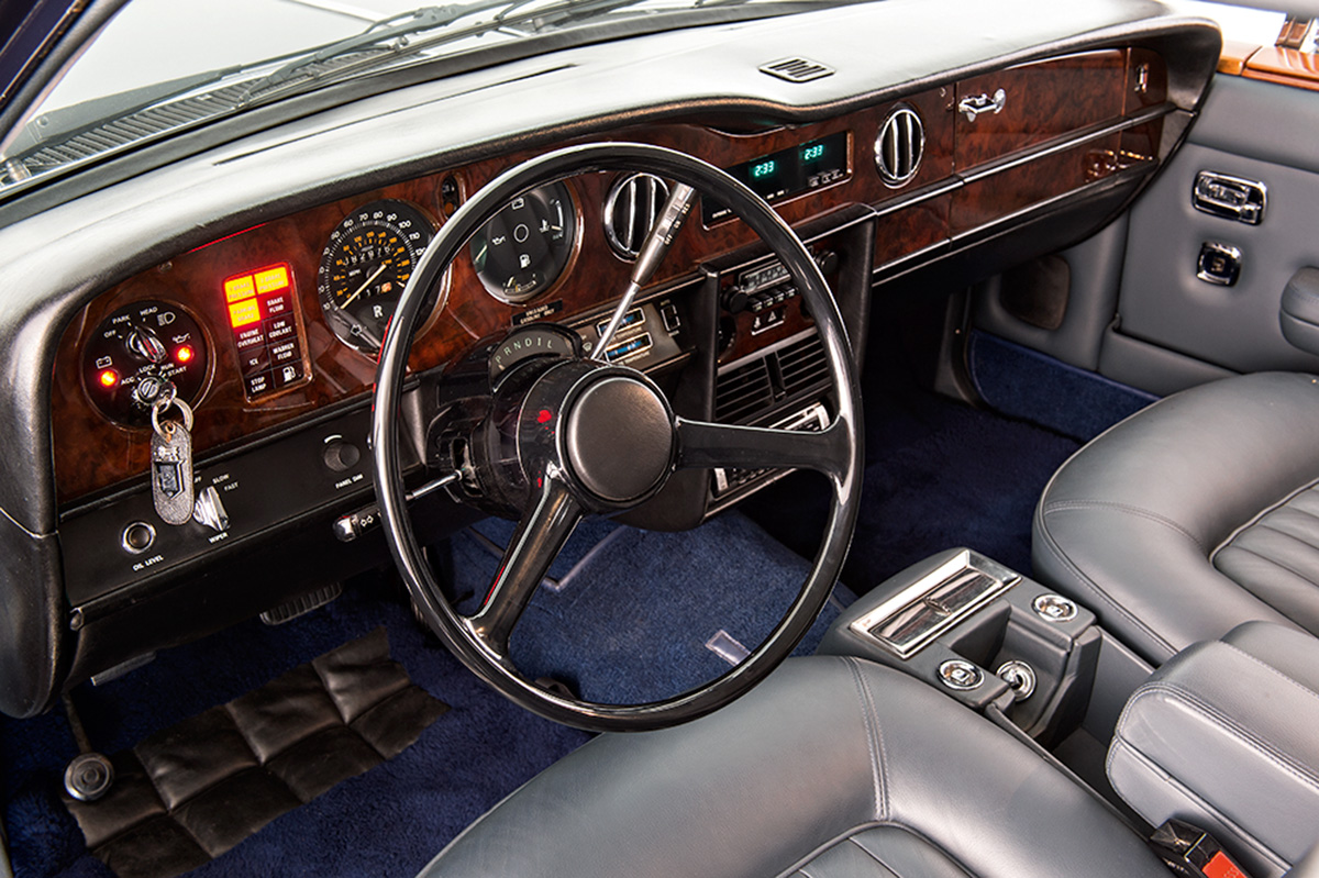 Rolls-Royce Silver Spur