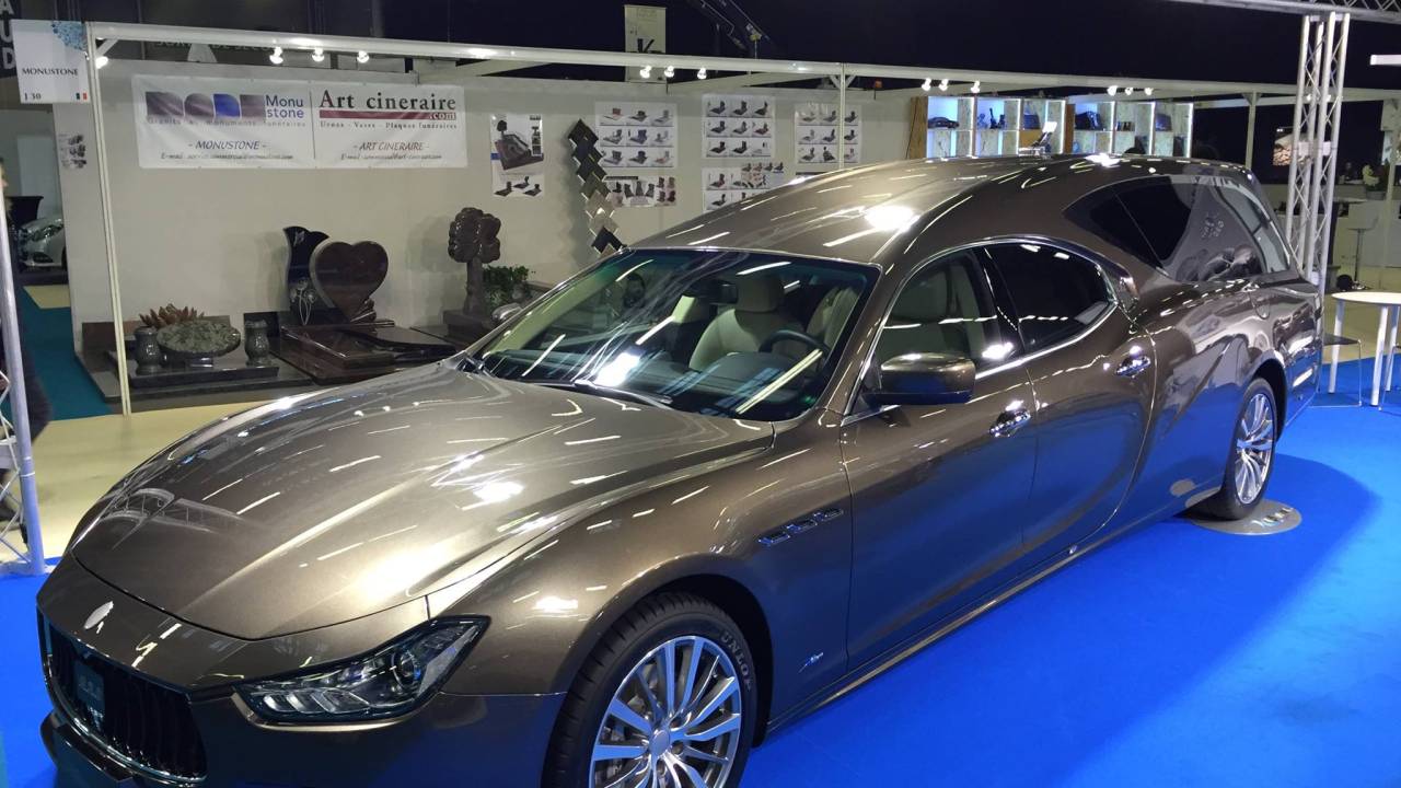 Maserati Ghibli funerário
