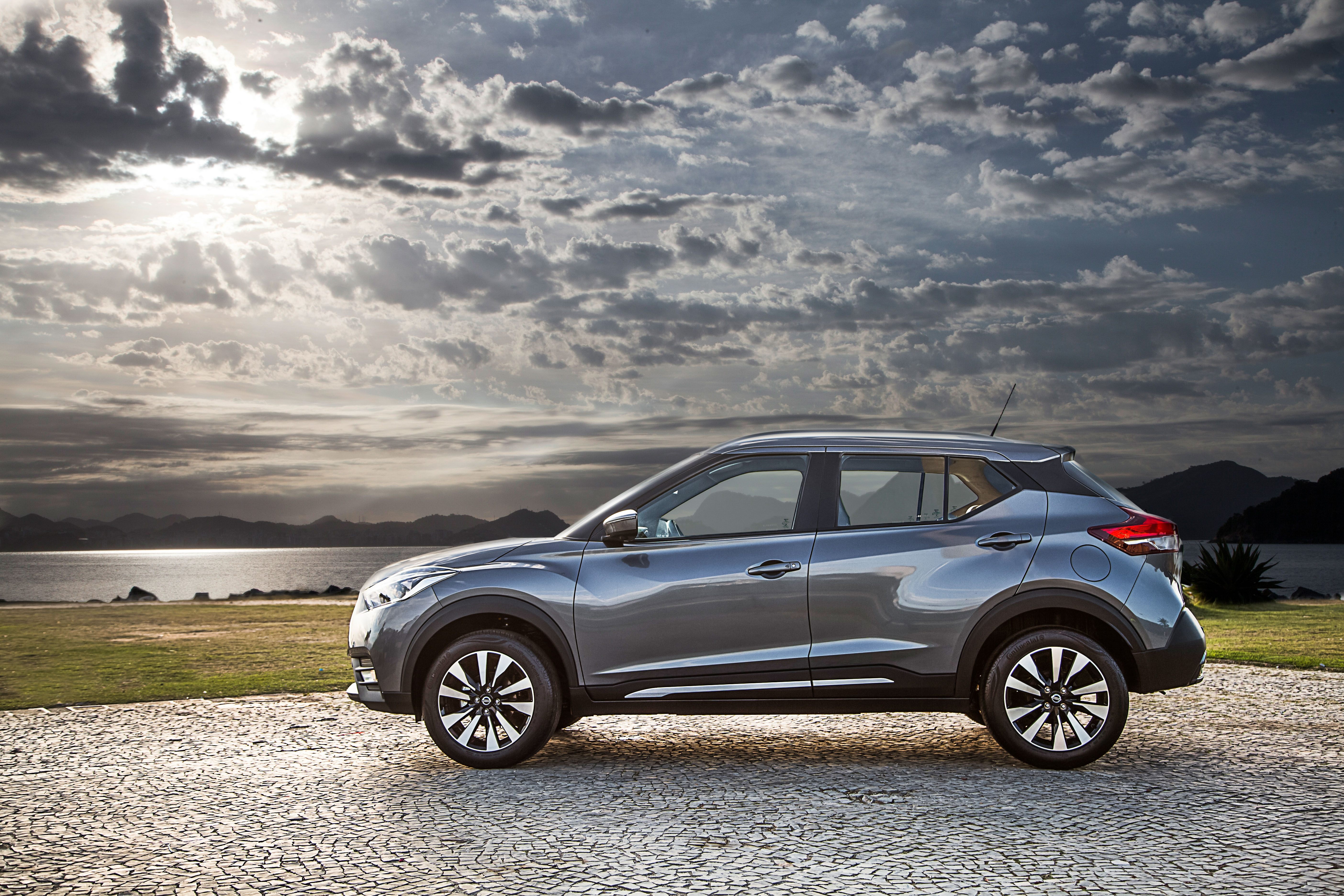 nissan kicks