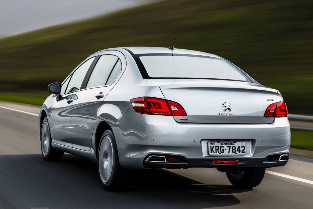Peugeot 408