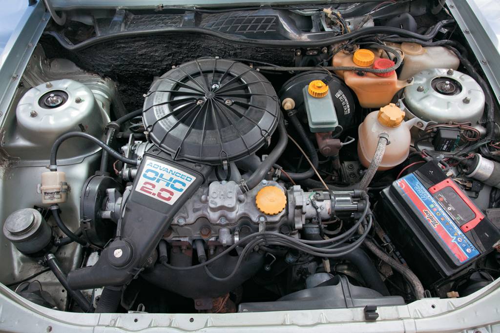 O motor 2.0 a álcool chegava a 110 cv e 17,3 mkgf