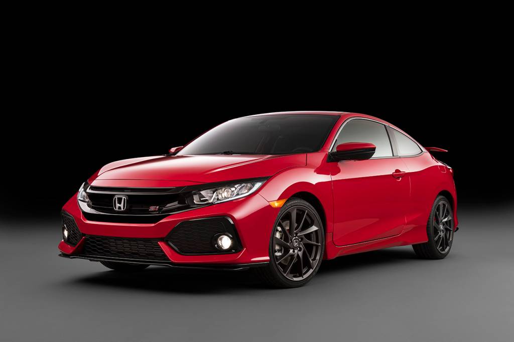 Honda exibe novo Civic Si bem próximo da versão de produção