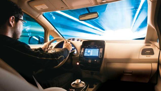 Nissan Leaf | <a href="https://preprod.quatrorodas.abril.com.br/salao-do-automovel/2012/carros/leaf-703954.shtml" rel="migration">Leia mais</a> Nissan Leaf | <a href="https://preprod.quatrorodas.abril.com.br/salao-do-automovel/2012/carros/leaf-703954.shtml" rel="migration">Leia mais</a>