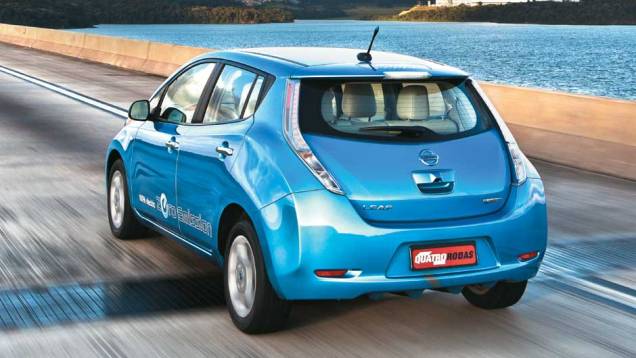 ... placa fotovoltaica para converter a luz solar em energia elétrica para alimentar equipamentos | <a href="https://preprod.quatrorodas.abril.com.br/salao-do-automovel/2012/carros/leaf-703954.shtml" rel="migration">Leia mais</a> ... placa fotovoltaica para converter a luz solar em energia elétrica para alimentar equipamentos | <a href="https://preprod.quatrorodas.abril.com.br/salao-do-automovel/2012/carros/leaf-703954.shtml" rel="migration">Leia mais</a>