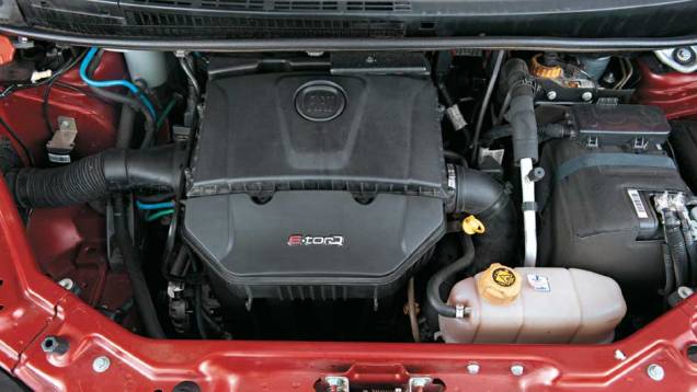 A Idea conta com o novo motor E.torQ 1.6 16V de 117 cv A Idea conta com o novo motor E.torQ 1.6 16V de 117 cv