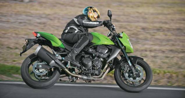 O design da Z750 ainda é mais atual qua o da Hornet O design da Z750 ainda é mais atual qua o da Hornet