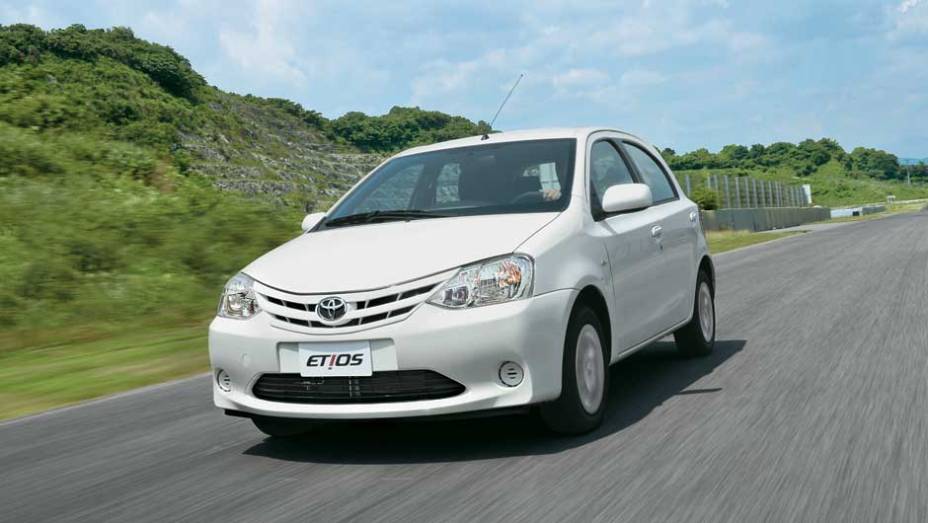 O Etios foi feito para ser vendido apenas em países emergentes | <a href="https://preprod.quatrorodas.abril.com.br/carros/impressoes/toyota-etios-696271.shtml" rel="migration">Leia mais</a>