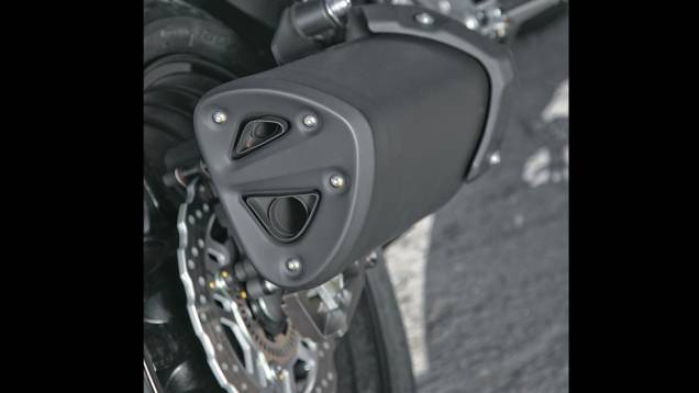 ...e ponteira dupla para escape do tipo 4 em 1 | <a href="https://preprod.quatrorodas.abril.com.br/moto/testes/kawasaki-versys-1000-701235.shtml" rel="migration">Leia mais</a> ...e ponteira dupla para escape do tipo 4 em 1 | <a href="https://preprod.quatrorodas.abril.com.br/moto/testes/kawasaki-versys-1000-701235.shtml" rel="migration">Leia mais</a>