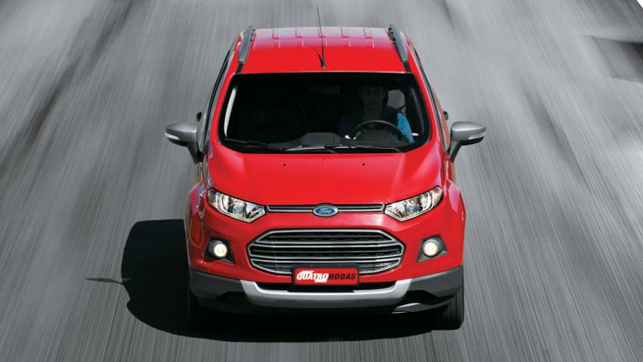 O desenho frontal deu ar de robustez ao SUV | <a href="https://preprod.quatrorodas.abril.com.br/carros/testes/ford-ecosport-freestyle-1-6-16v-699470.shtml" rel="migration">Leia mais</a>