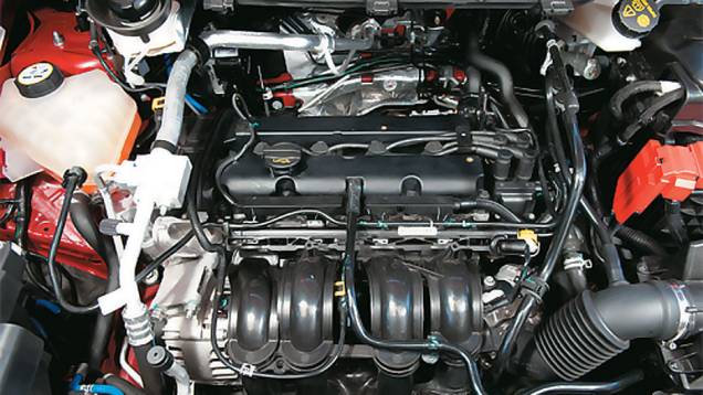 Botão e maçaneta da tampa do porta-malas se camuflam na lanterna direita | <a href="https://preprod.quatrorodas.abril.com.br/carros/testes/ford-ecosport-freestyle-1-6-16v-699470.shtml" rel="migration">Leia mais</a> Botão e maçaneta da tampa do porta-malas se camuflam na lanterna direita | <a href="https://preprod.quatrorodas.abril.com.br/carros/testes/ford-ecosport-freestyle-1-6-16v-699470.shtml" rel="migration">Leia mais</a>