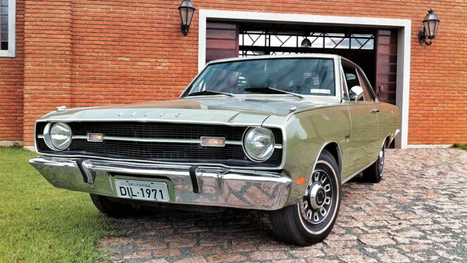 O Dart 1971 foi o primeiro cupê | <a href="https://preprod.quatrorodas.abril.com.br/reportagens/geral/museu-dodge-699798.shtml" rel="migration">Leia mais</a>
