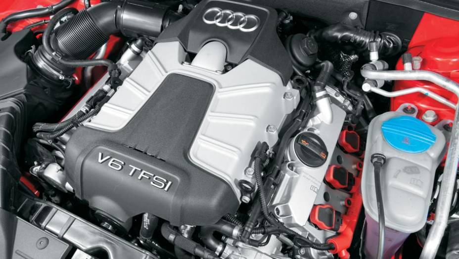 No V6 3.0, compressor mecânico | <a href="https://preprod.quatrorodas.abril.com.br/carros/testes/audi-s5-700509.shtml" rel="migration">Leia mais</a>